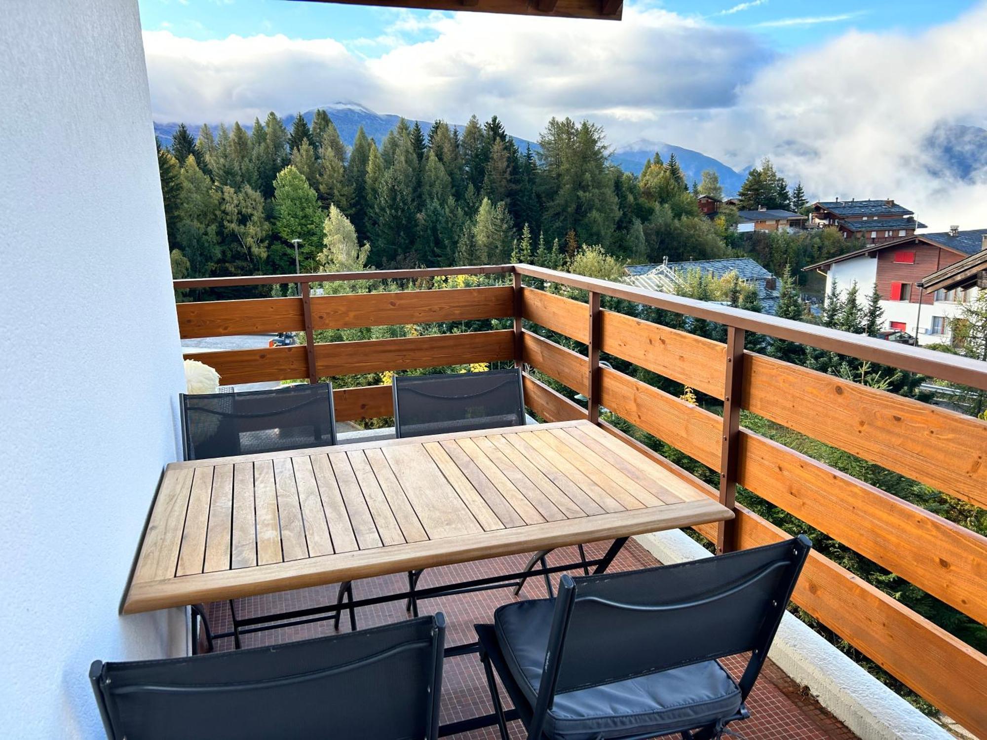 La Jacinthe De Crans Apartment ภายนอก รูปภาพ